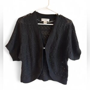 Vintage / Y2K Sag Harbor Short Sleeve Crochet Cardigan with Silver Clasp